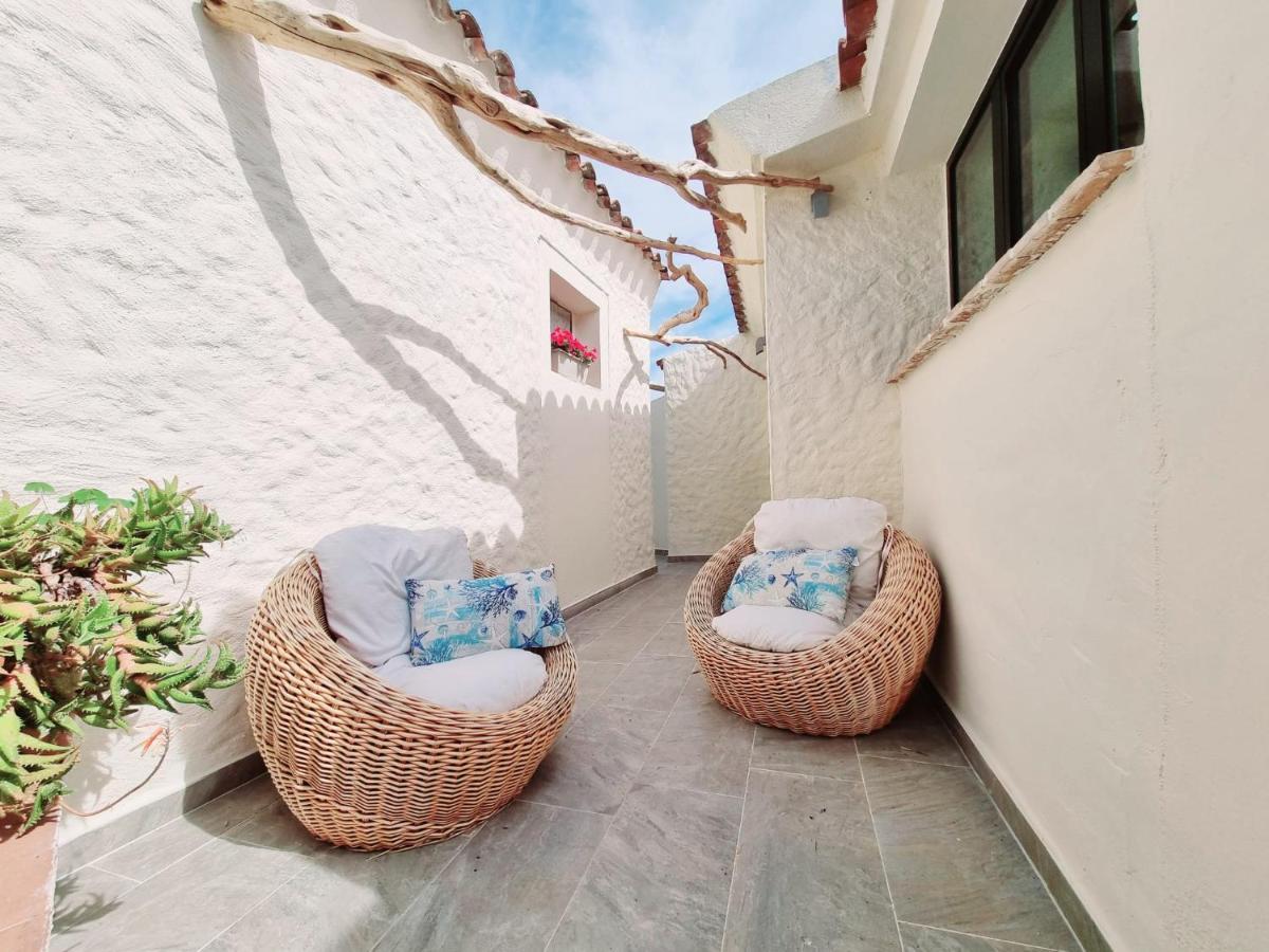 Stazzo San Teodoro Il Ginepro Piscina Condivisa Apartment Luaran gambar