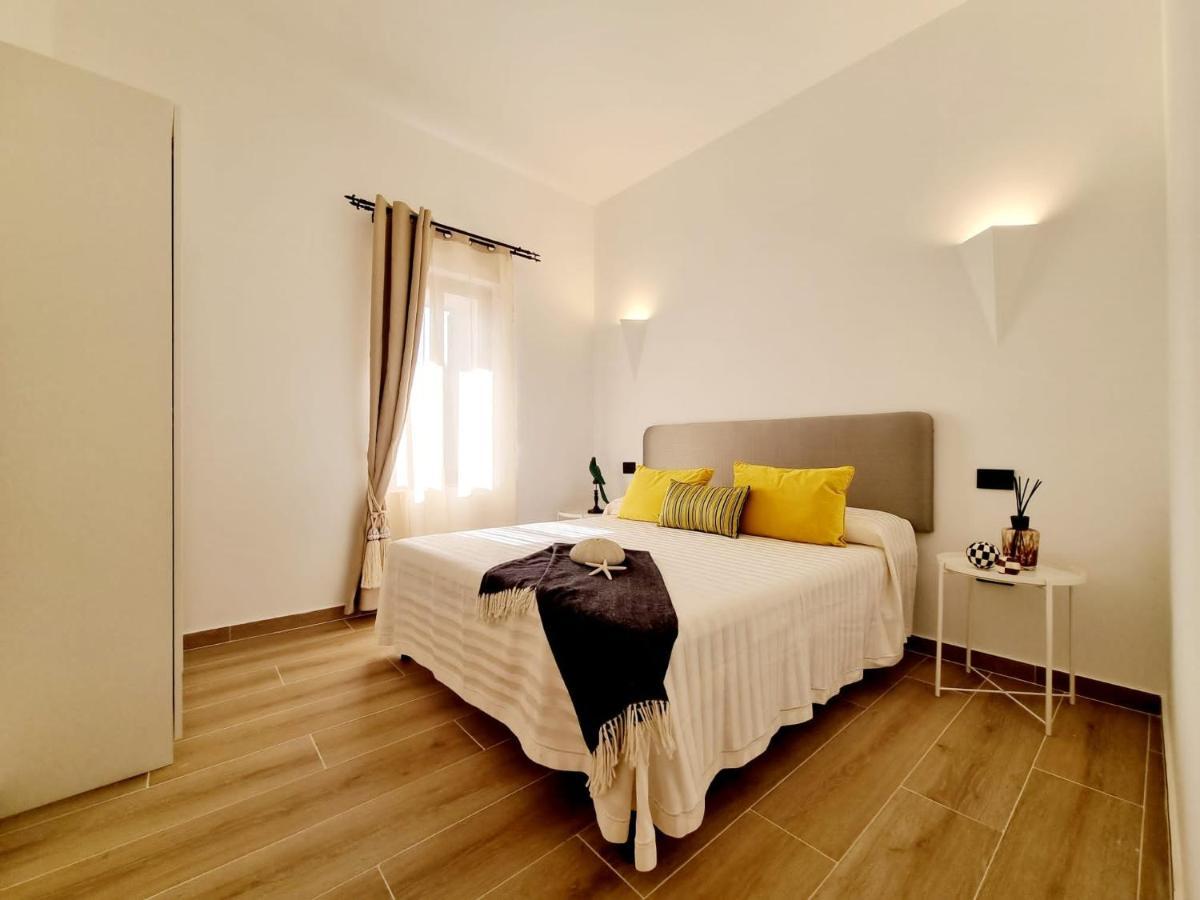 Stazzo San Teodoro Il Ginepro Piscina Condivisa Apartment Luaran gambar
