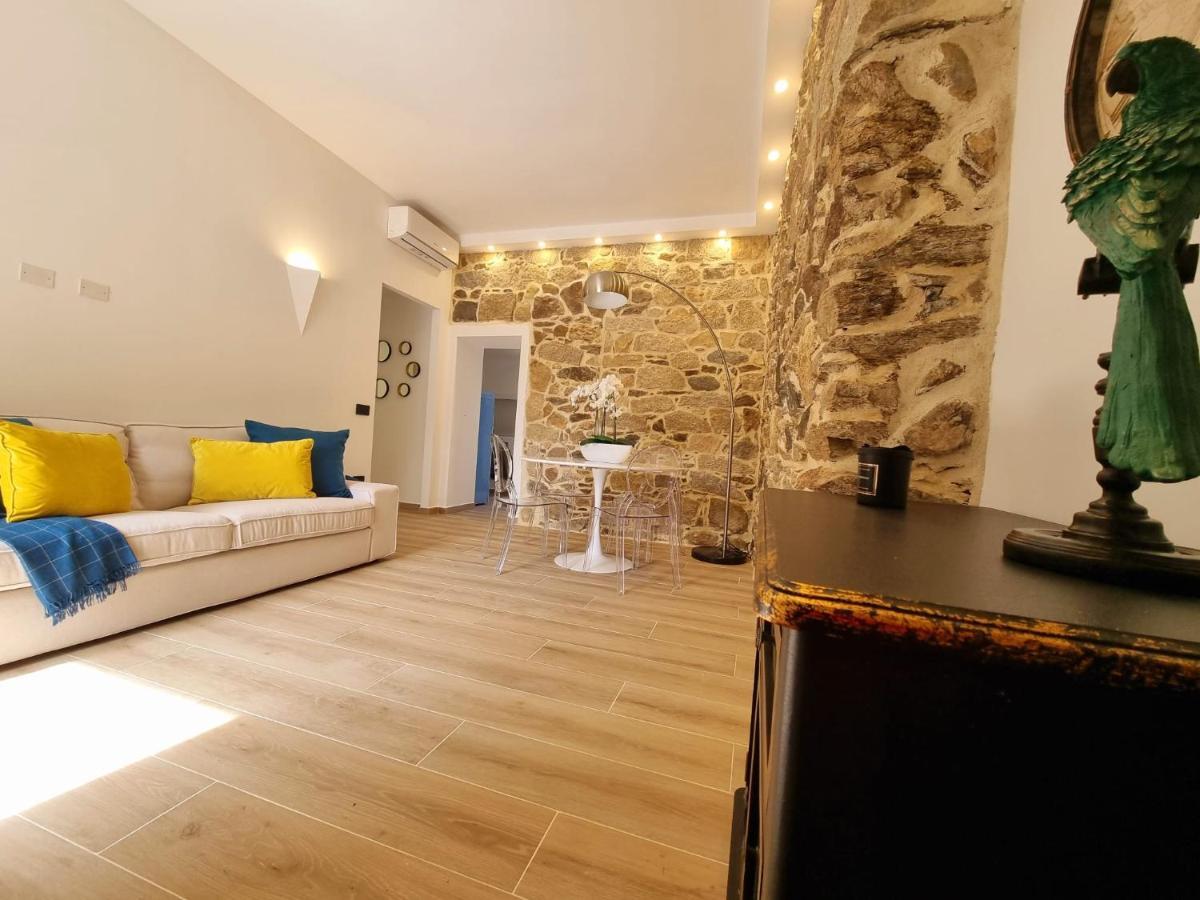 Stazzo San Teodoro Il Ginepro Piscina Condivisa Apartment Luaran gambar