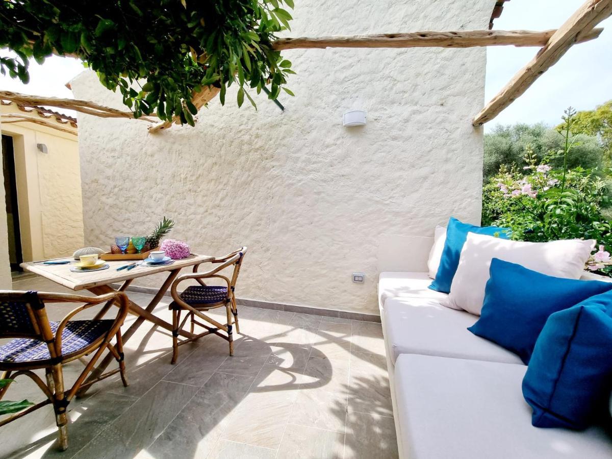 Stazzo San Teodoro Il Ginepro Piscina Condivisa Apartment Luaran gambar