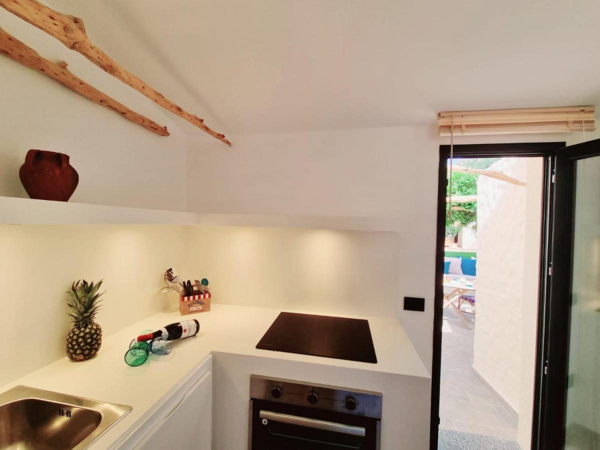 Stazzo San Teodoro Il Ginepro Piscina Condivisa Apartment Luaran gambar