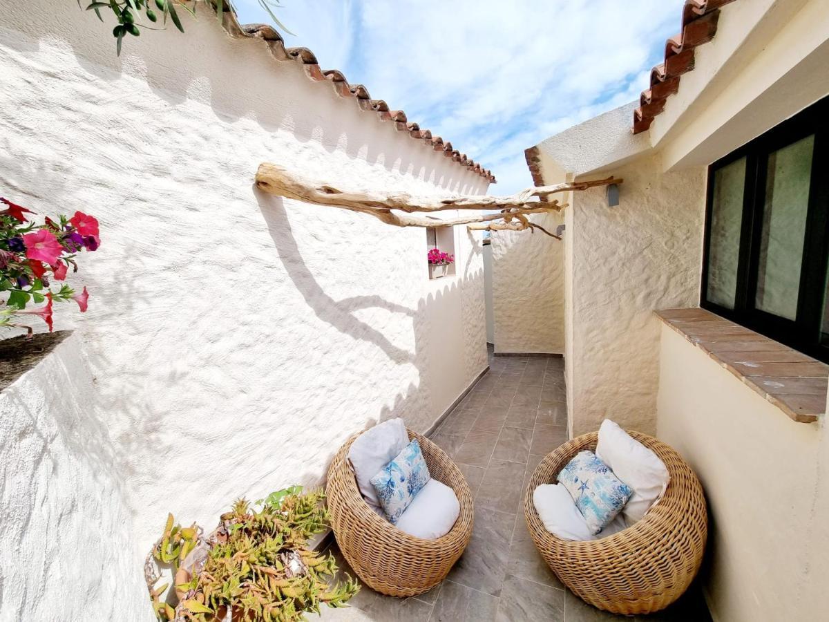 Stazzo San Teodoro Il Ginepro Piscina Condivisa Apartment Luaran gambar