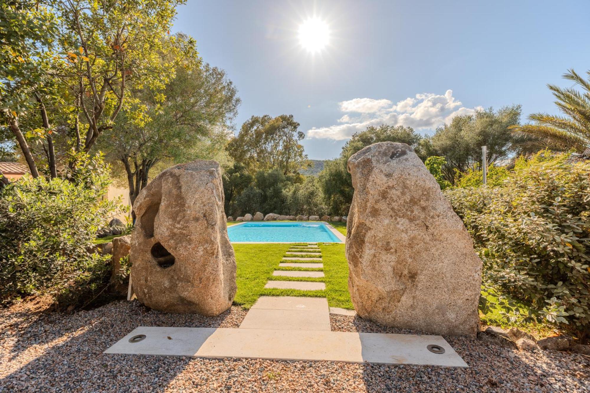 Stazzo San Teodoro Il Ginepro Piscina Condivisa Apartment Luaran gambar